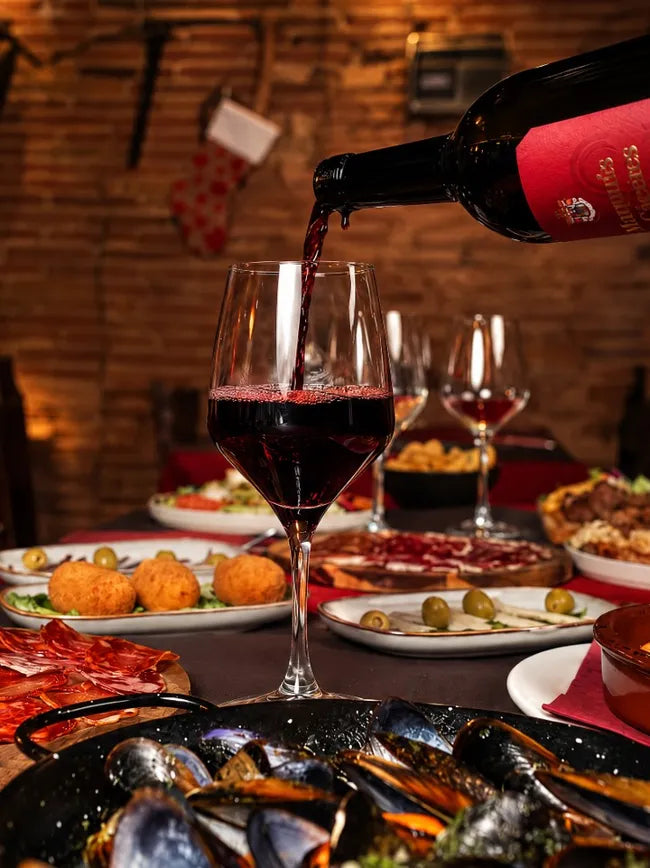 Un tavolo di tapas a La Roda